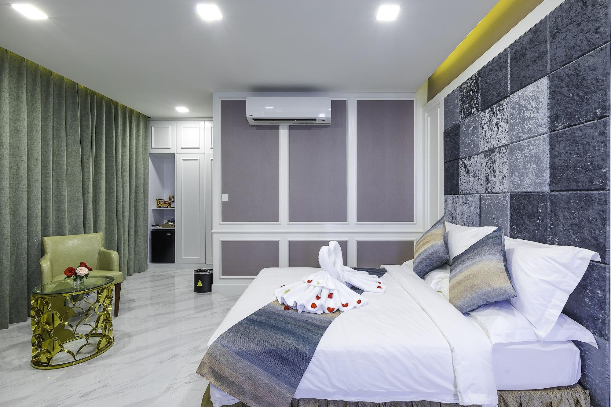 วี บูทิก โฮเต็ล - บีเคเค Hotel พนมเปญ ภายนอก รูปภาพ