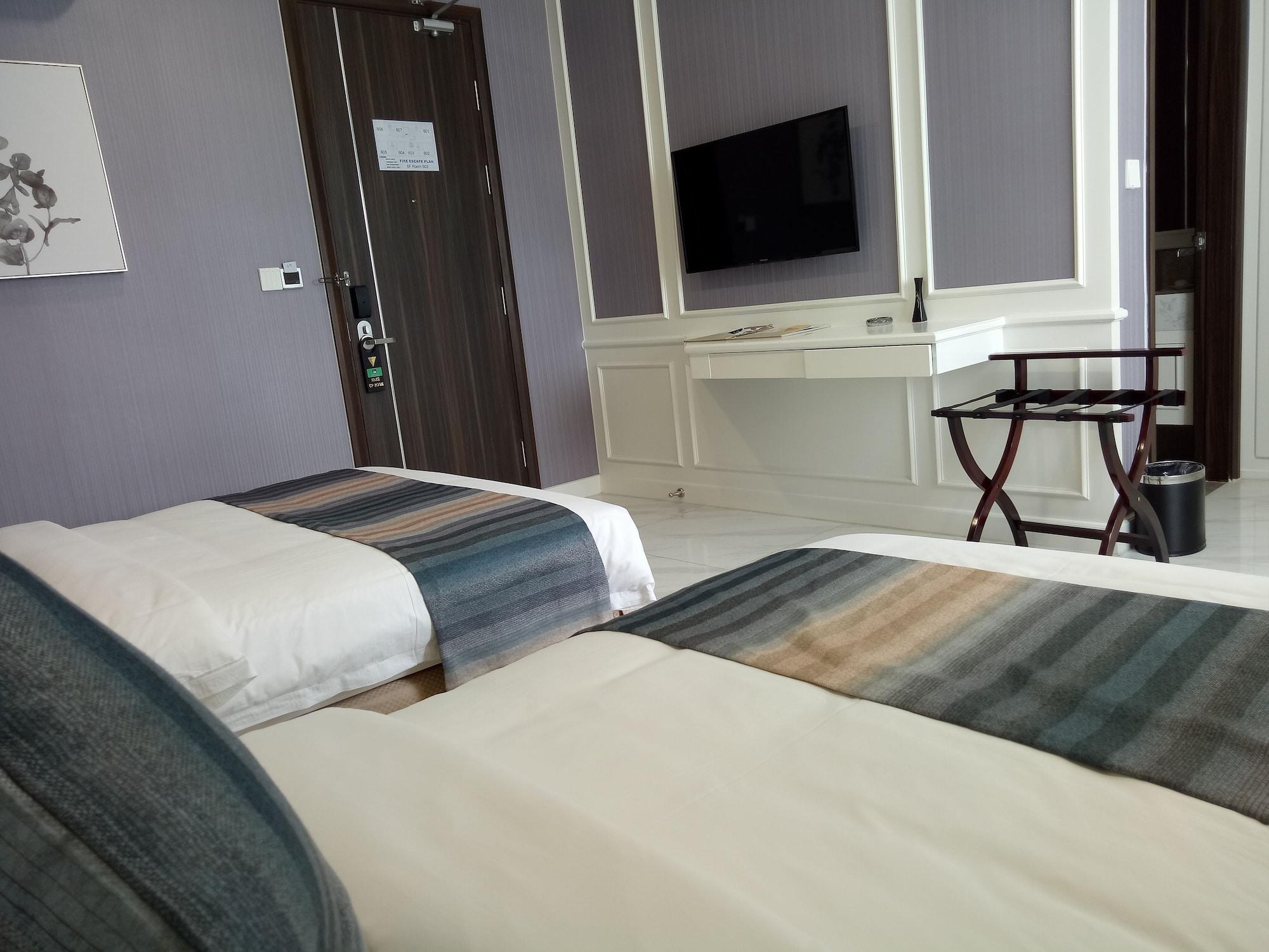 วี บูทิก โฮเต็ล - บีเคเค Hotel พนมเปญ ภายนอก รูปภาพ