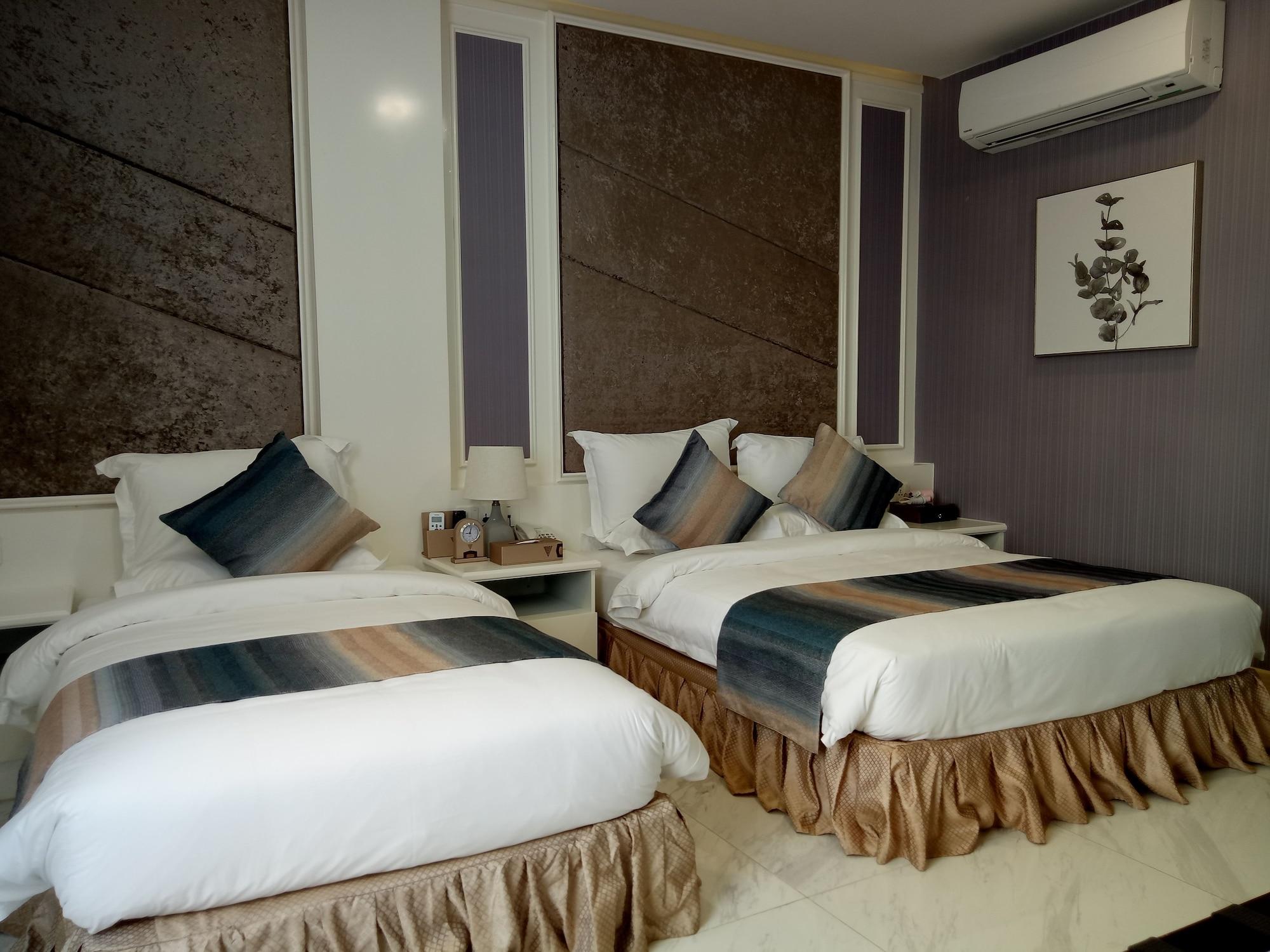 วี บูทิก โฮเต็ล - บีเคเค Hotel พนมเปญ ภายนอก รูปภาพ