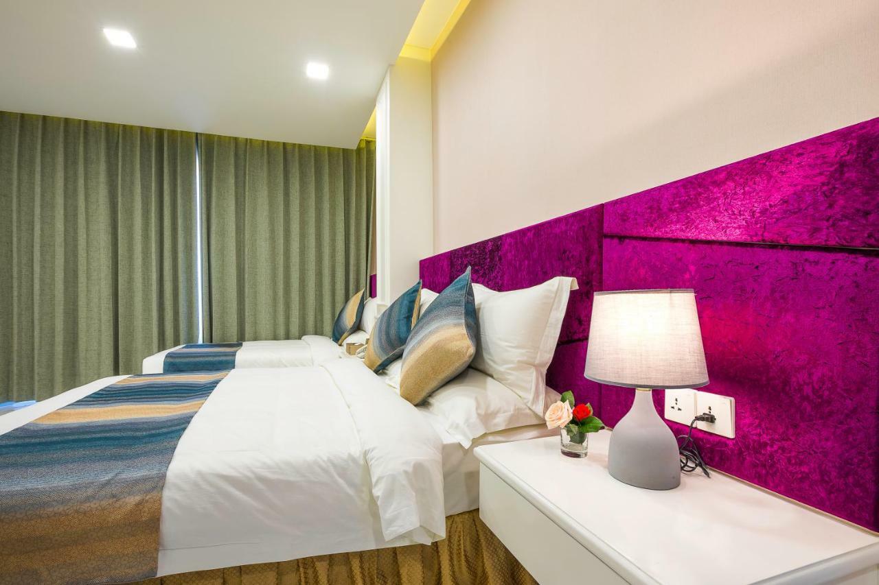 วี บูทิก โฮเต็ล - บีเคเค Hotel พนมเปญ ภายนอก รูปภาพ